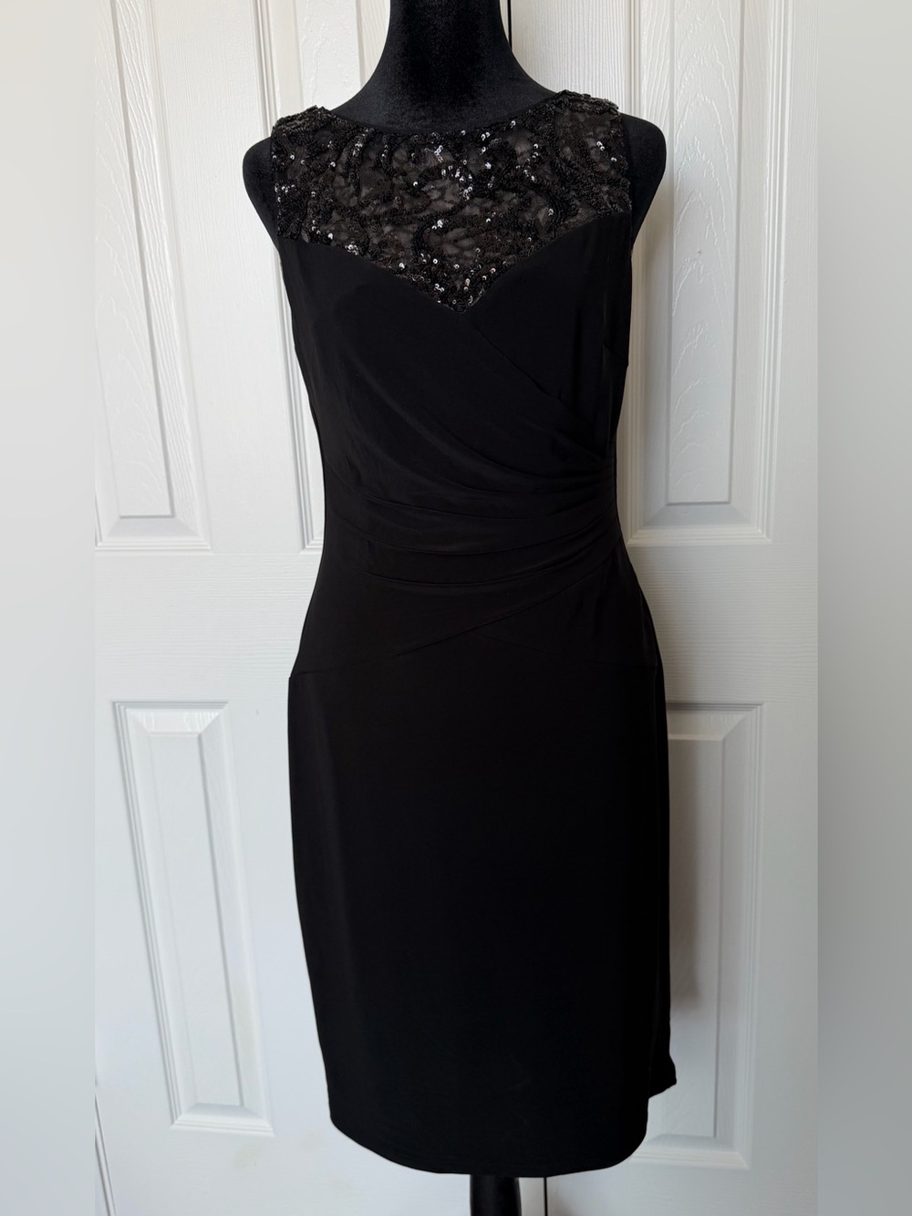 Lauren Ralph Lauren Black Sequin Lace Cocktail Party Classic Dress Size 6 NWT